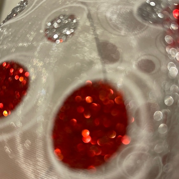 Red & Silver Polka Dots On White Ribbon! 2.5” Premium CHRISTMAS Wired Edge - Picture 3 of 5